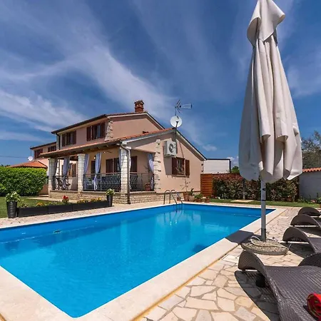 Mia Iva Holiday home